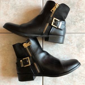 APT 9| Ankle Black Booties With Gold Detail